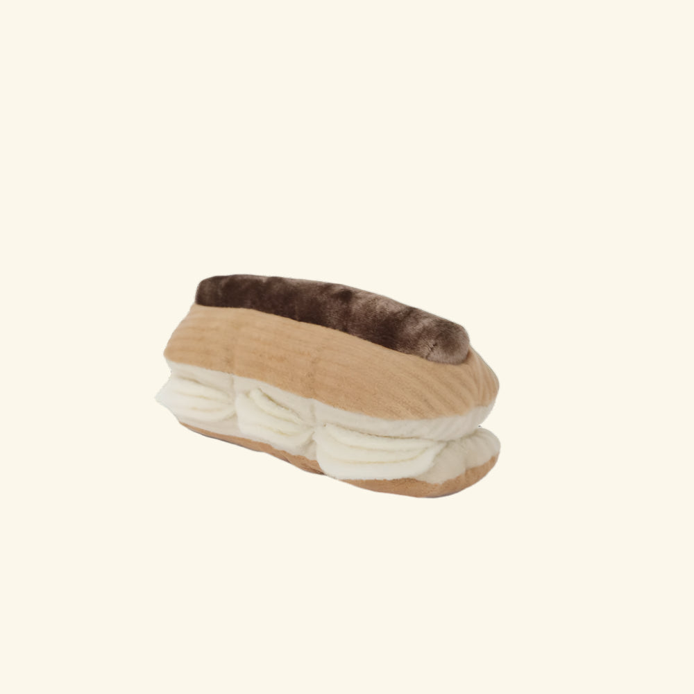 Eclair Enrichment Toy