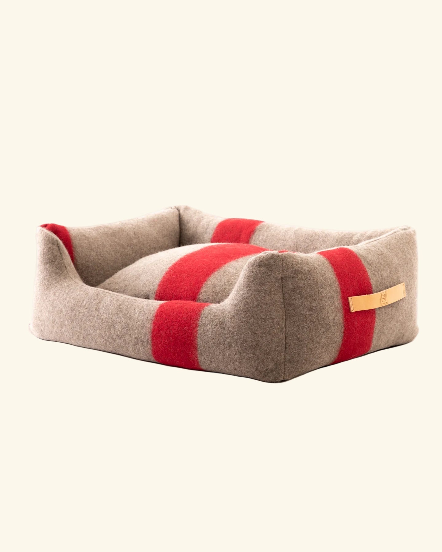 HENRI Recycled Wool Dog Bed