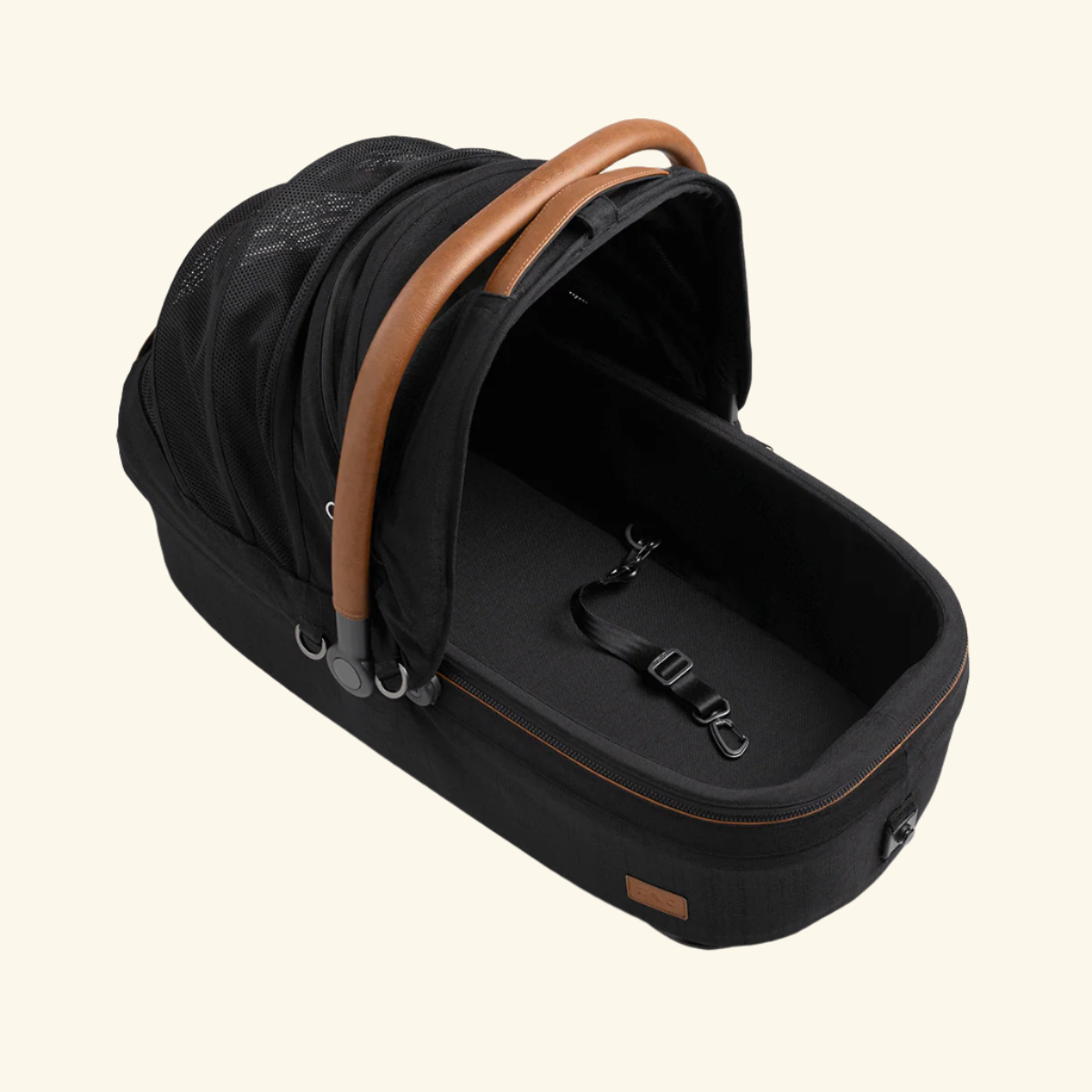 Maeve M Rigid Handle